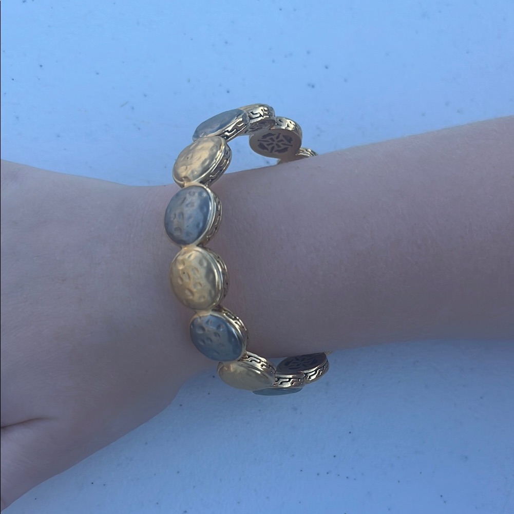 Rustic Cuff Gold And Silver Bracelet With Elegant Design